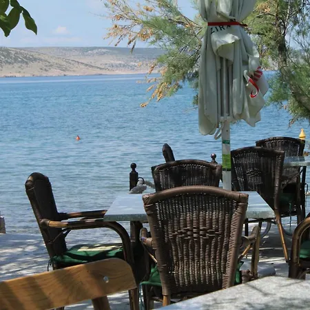Apartment By The Sea Seline, Paklenica - 6544 Starigrad Paklenica